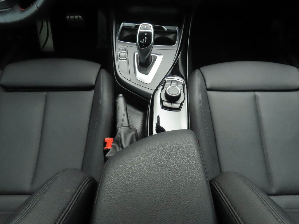 Thumbnail: 2018 BMW 2 Series - 16