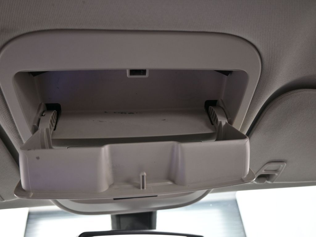 Used 2021 Satin Steel Metallic GMC Elevation image 25