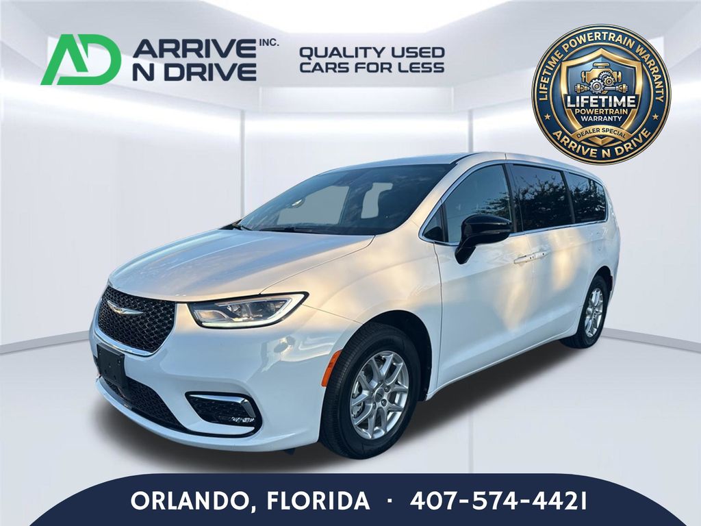Bright White Clearcoat 2025 Chrysler Pacifica Minivan Front-Wheel Drive 9-Speed Automatic