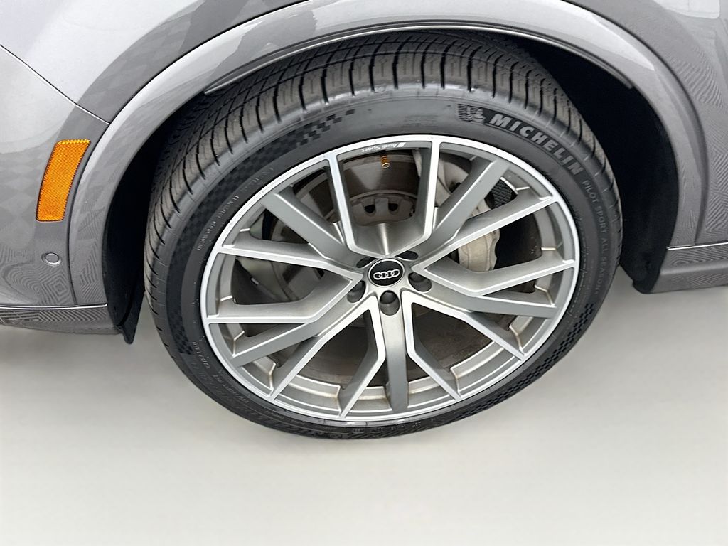 Thumbnail: 2019 Audi Q7 - 29