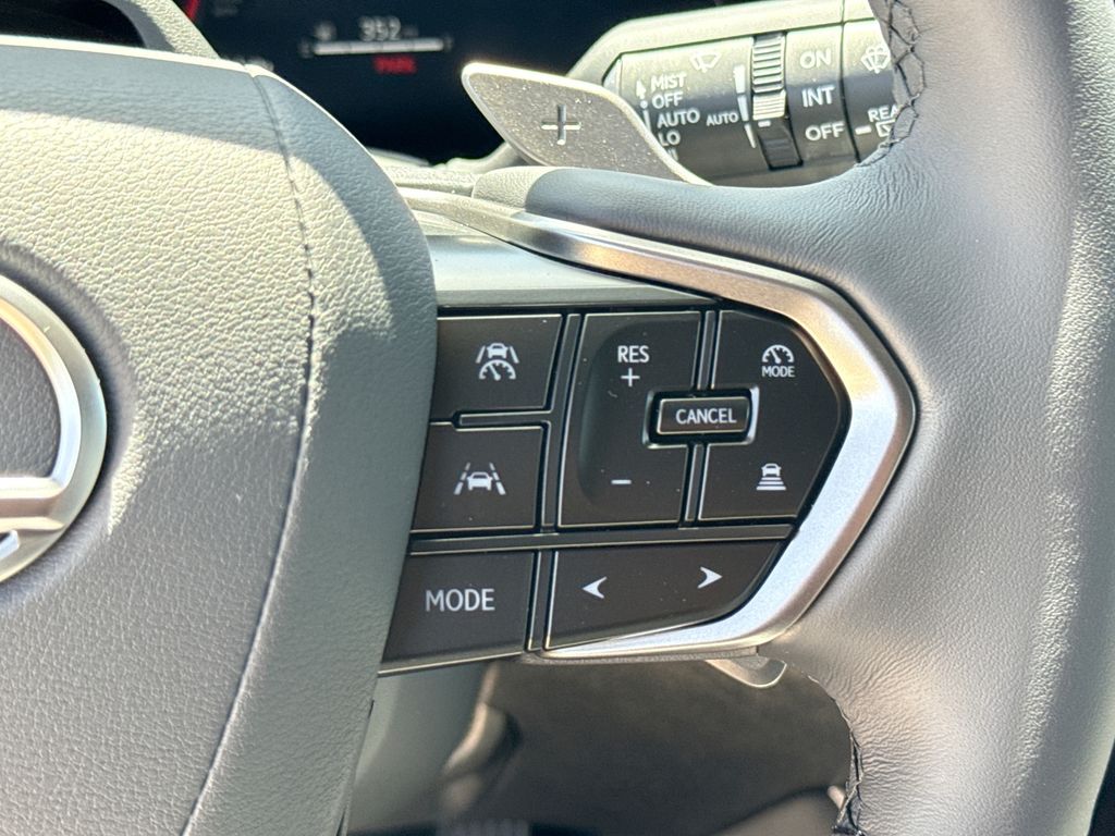 Thumbnail: 2026 Lexus RX - 27
