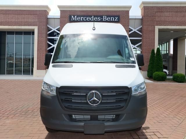 2024 Mercedes-Benz Sprinter 2500 2