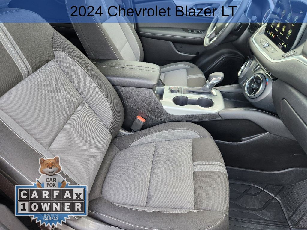 2024 Chevrolet Blazer LT 14