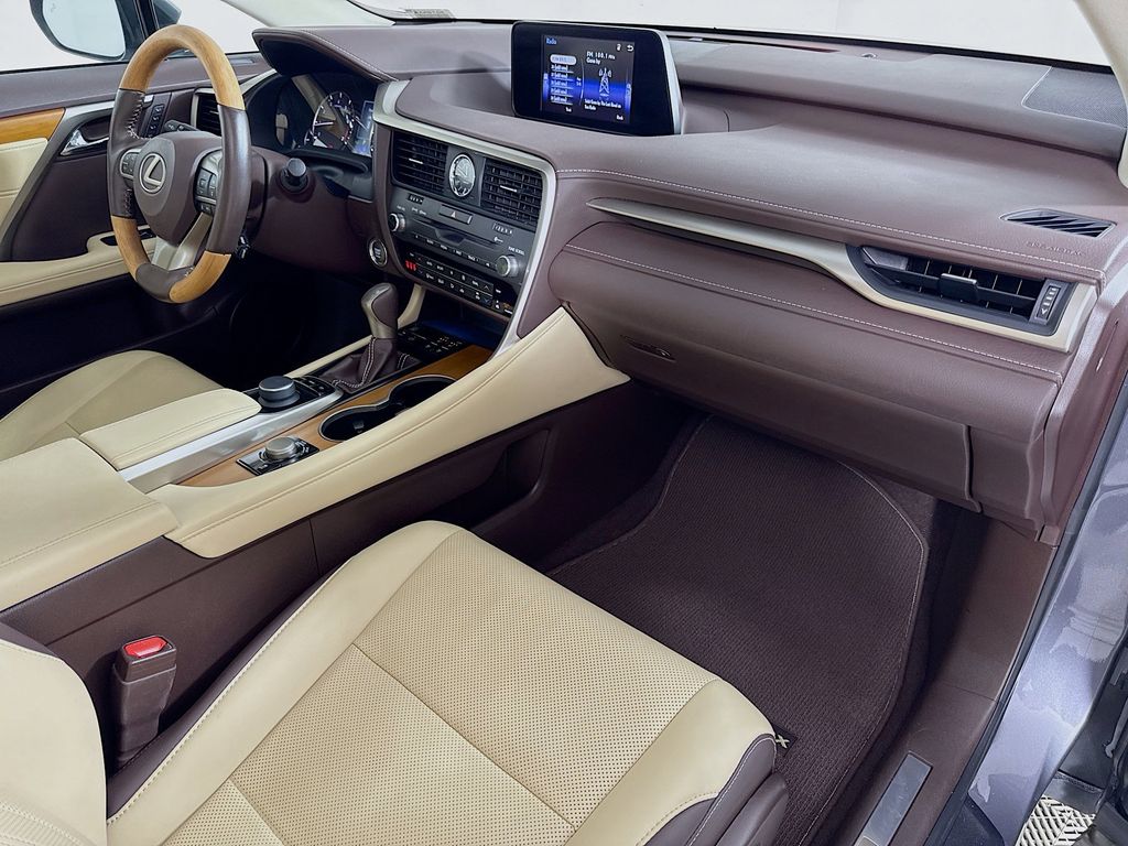 Thumbnail: 2018 Lexus RX - 29