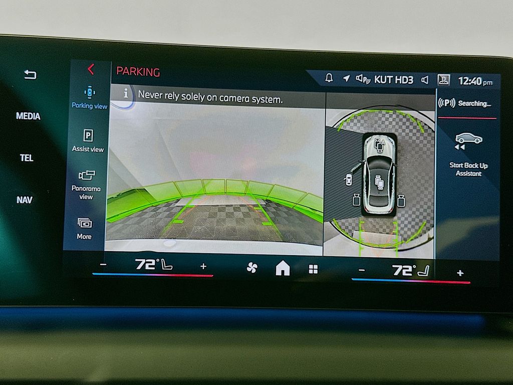 Thumbnail: 2025 BMW 2 Series - 13