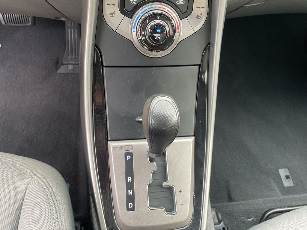 Used Car 2013 Hyundai Elantra  Gls For Sale Under $10,000 In Georgetown, Texas