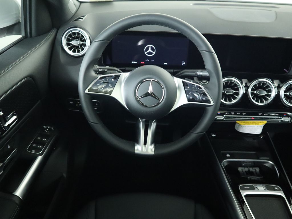 2025 Mercedes-Benz GLA 250 10