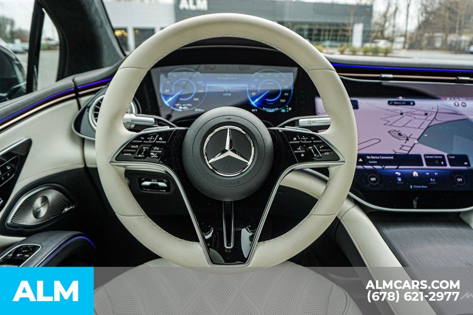Used 2024 Red Mercedes-Benz 580 image 28