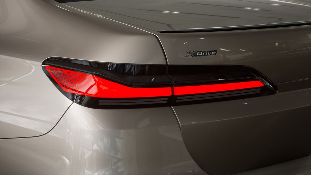 Thumbnail: 2025 BMW 7 Series - 8