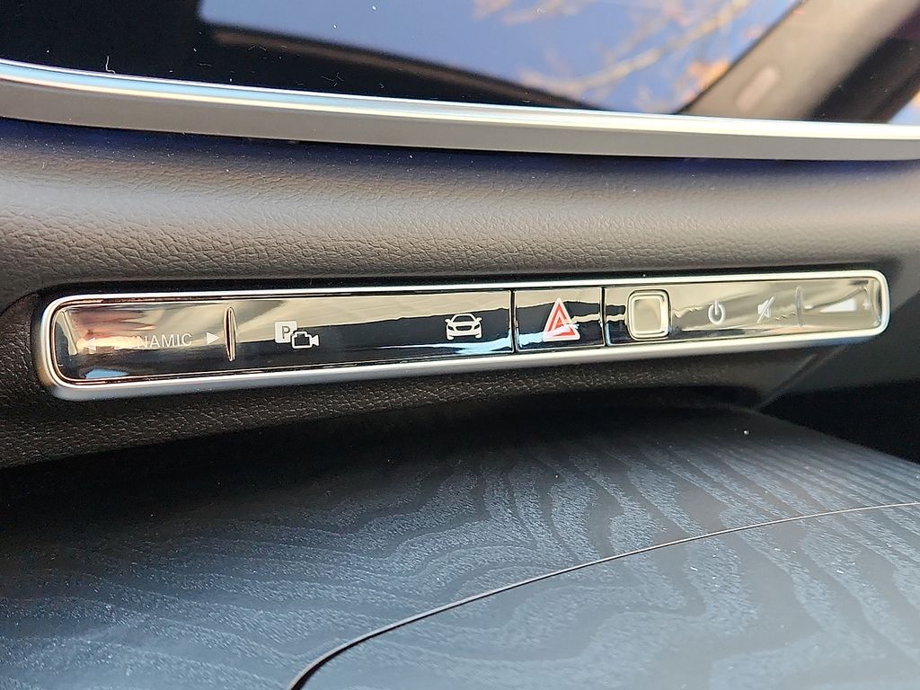 Thumbnail: 2025 Mercedes-Benz E-Class - 26