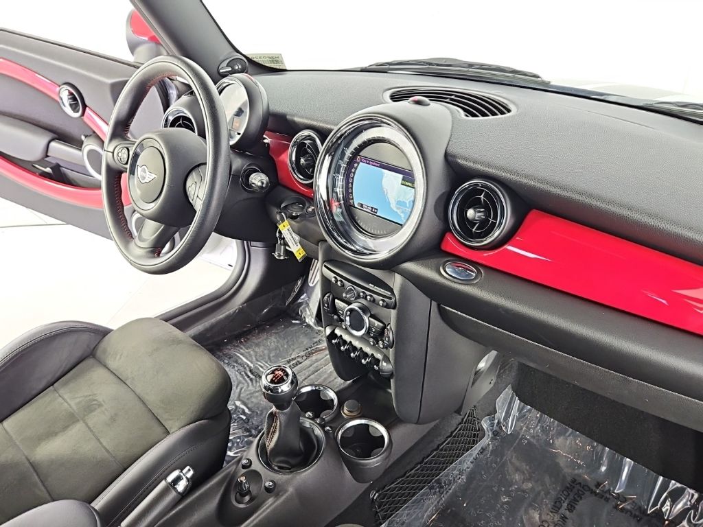 Thumbnail: 2012 MINI Cooper - 13