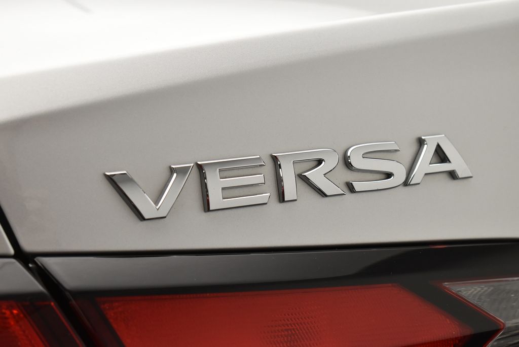 Thumbnail: 2023 Nissan Versa - 9
