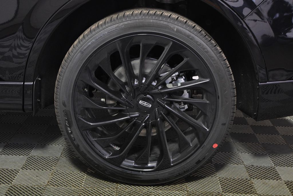 New 2026 Black Lincoln Reserve image 21