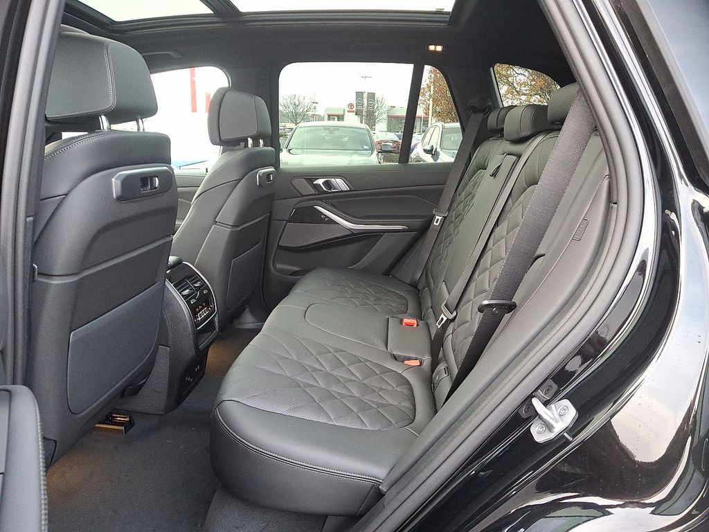 Thumbnail: 2026 BMW X5 - 5