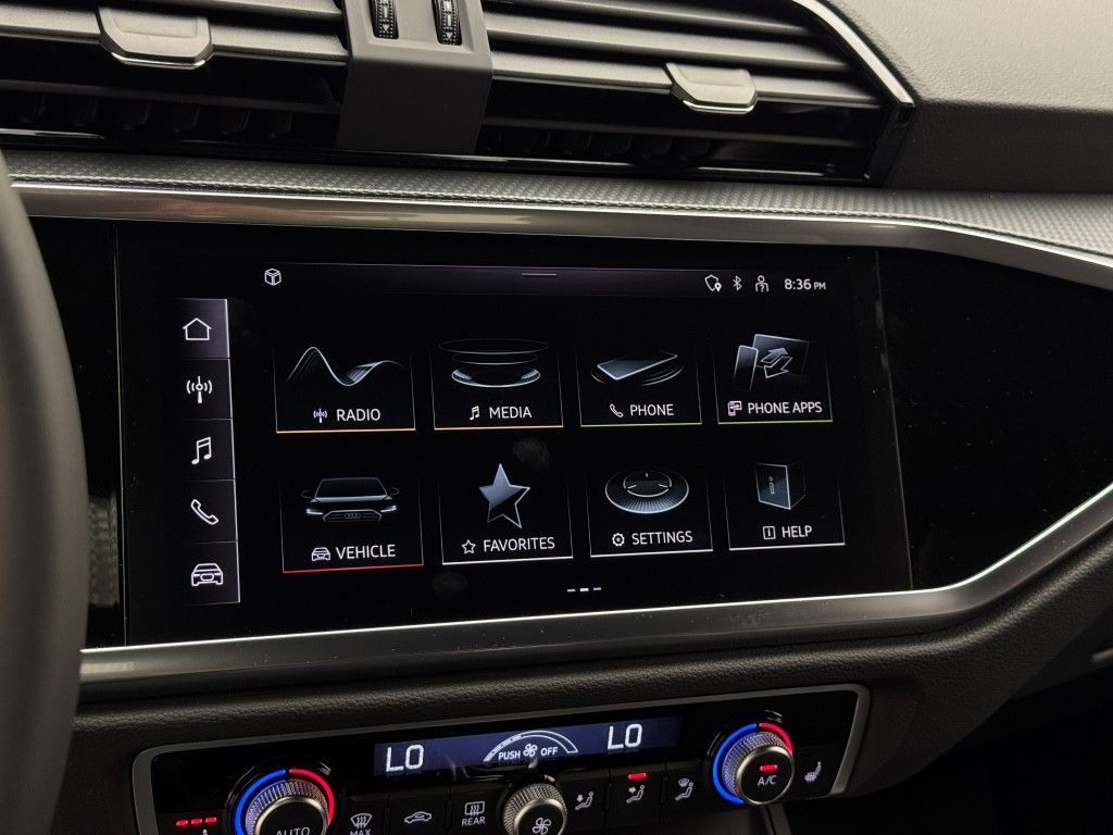 2025 Audi Q3  28