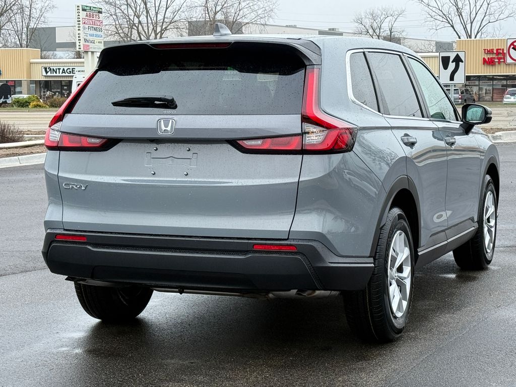 View vehicle photo 7