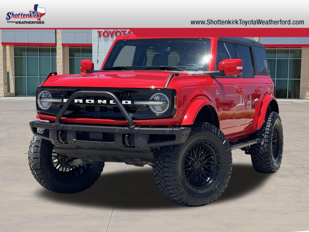 2023 Ford Bronco Outer Banks 4x4's photo