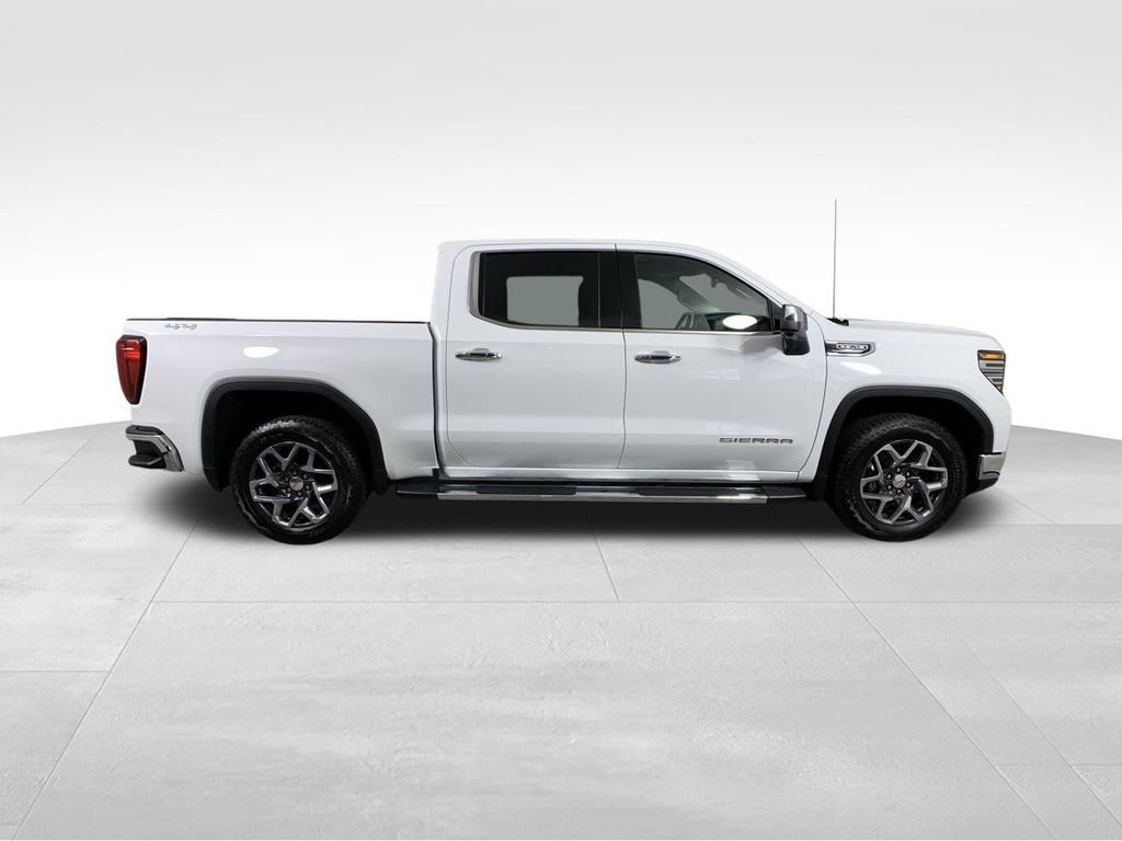 2024 GMC Sierra 1500 SLT 7