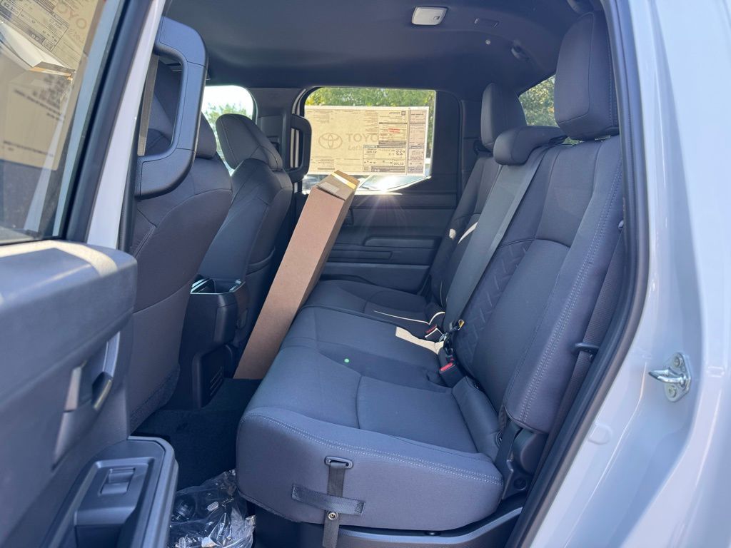 2025 Toyota Tacoma SR5 Double Cab photo 8