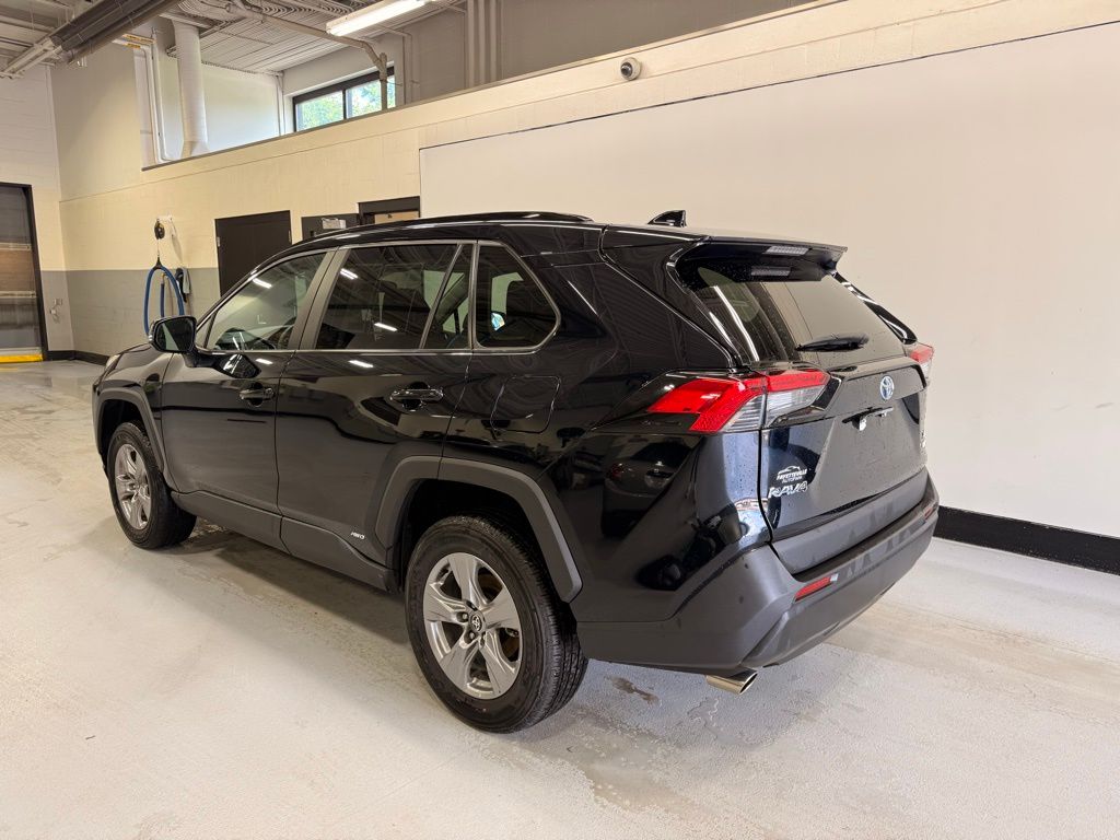 Thumbnail: 2024 Toyota RAV4 - 3