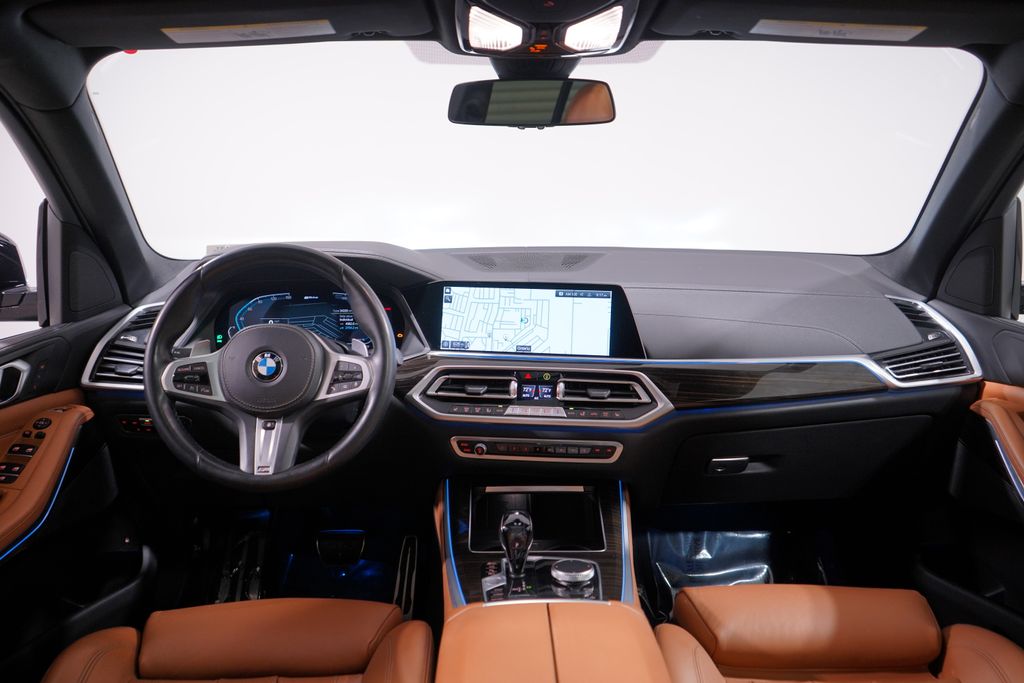 Thumbnail: 2021 BMW X5 - 10