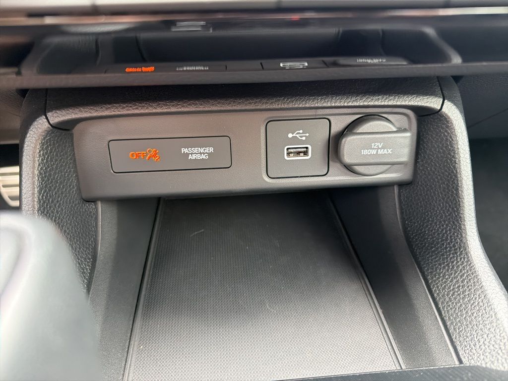 Thumbnail: 2024 Honda Civic - 31