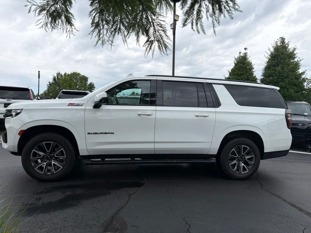 Used 2024 White Chevrolet Z71 image 2