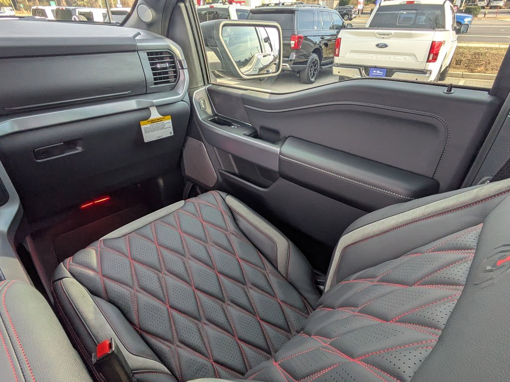 2025 Ford F-150 Black Widow