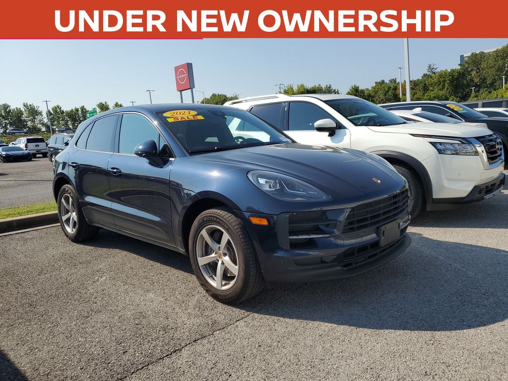 2021 Porsche Macan AWD