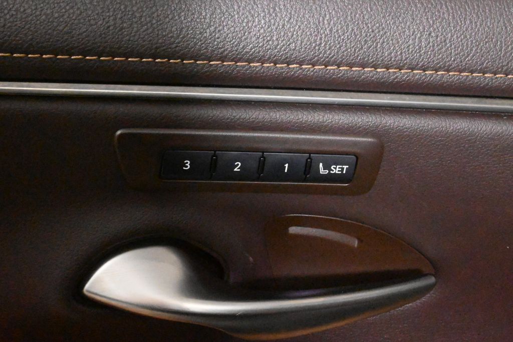 2019 Lexus ES 350 Luxury 31