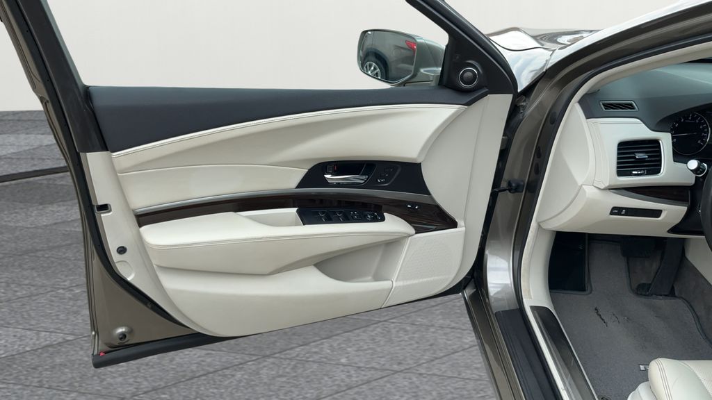 2014 Acura RLX Base  at Ultimate Motorsports