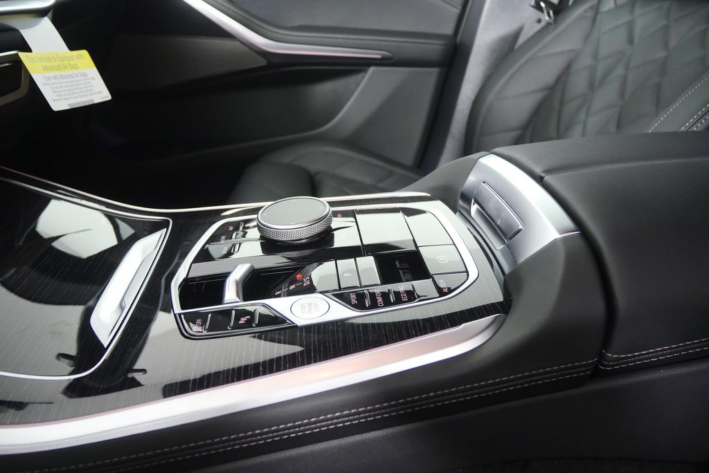 Thumbnail: 2026 BMW X5 - 22