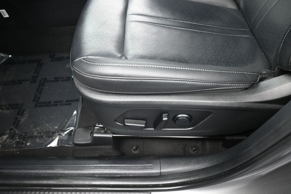Used 2023 Steel Gray Kia EX image 17