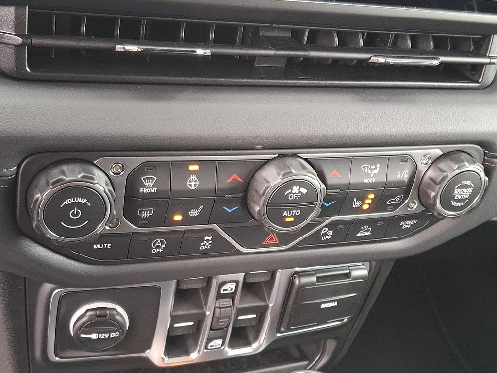New 2026 Jeep Wrangler SUV