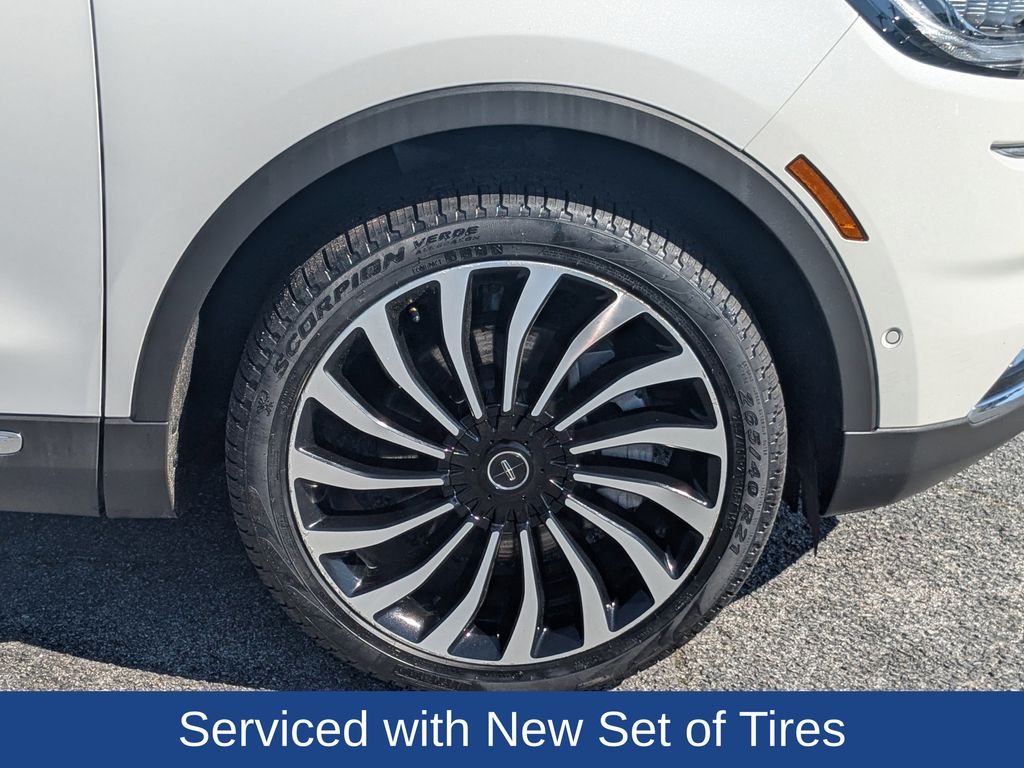 2022 Lincoln Nautilus Black Label