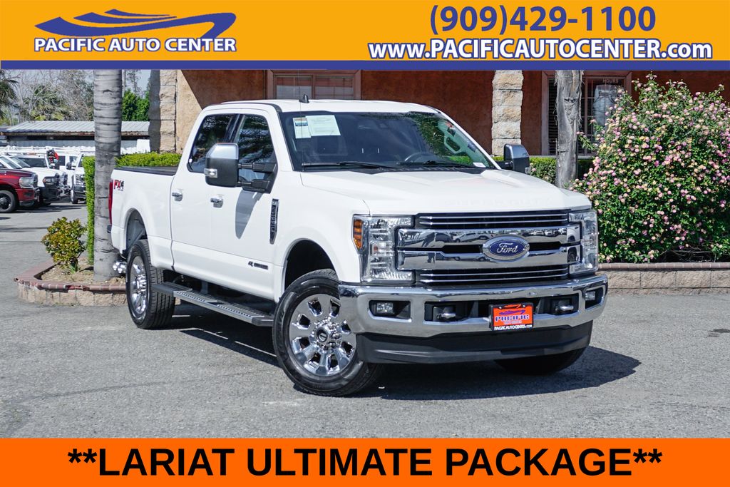 Oxford White 2019 Ford F-250 Super Duty Pickup Truck Four-Wheel Drive 6-Speed Automatic