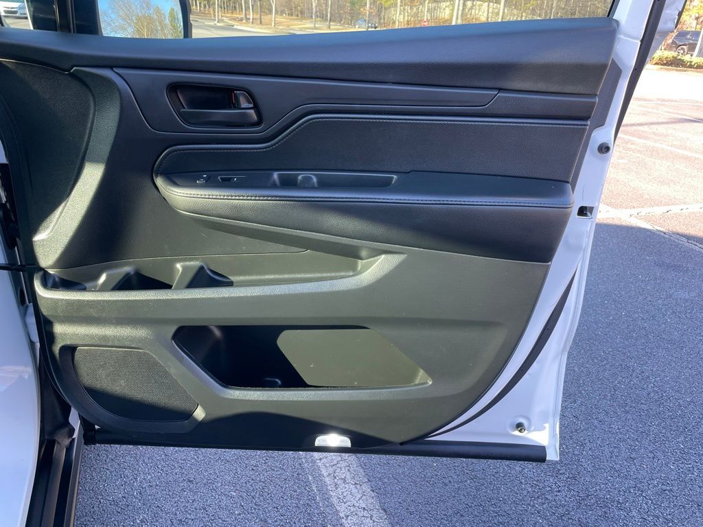 Thumbnail: 2025 Honda Odyssey - 31