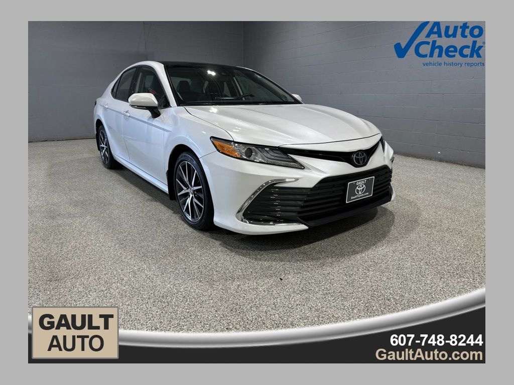 2024 Toyota Camry XLE V6 FWD