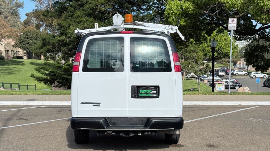 Used 2015 Chevrolet Express 2500 Work Van 3D Cargo Van