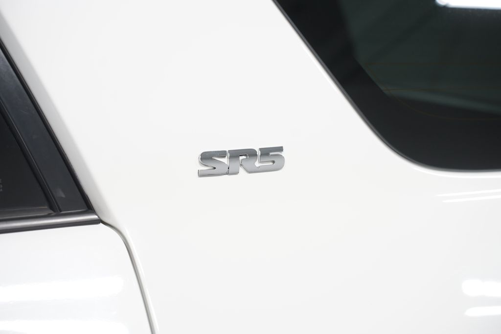 Thumbnail: 2022 Toyota 4Runner - 11