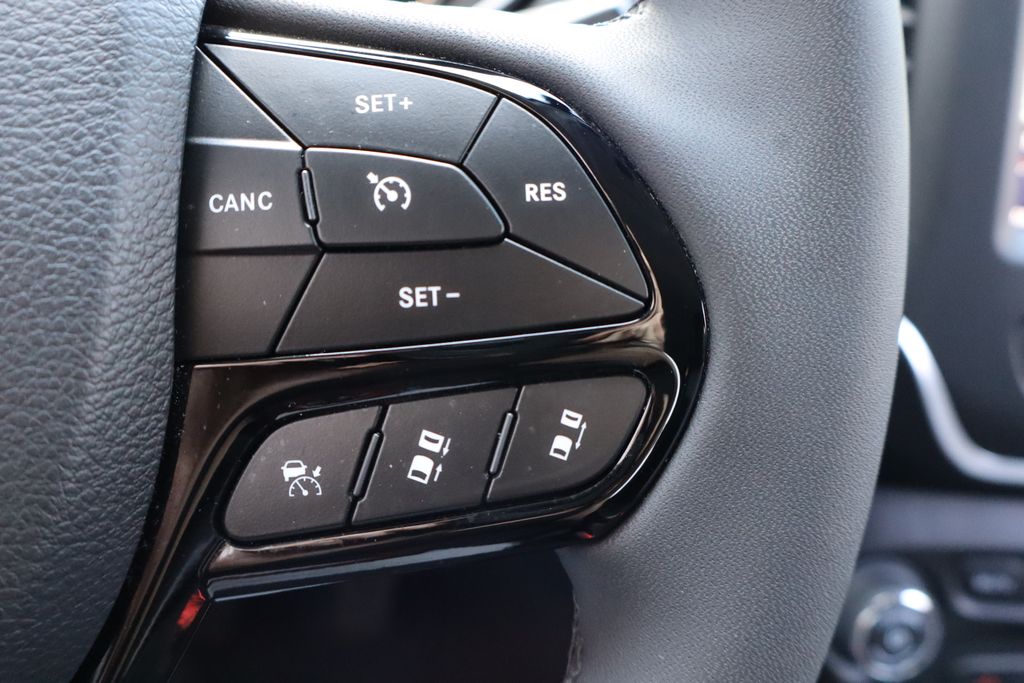 used 2023 Jeep Cherokee car, priced at $24,800