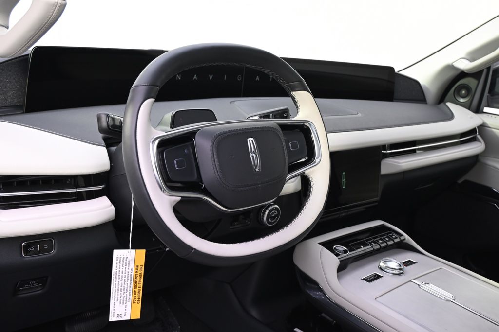 New 2026 White Lincoln Reserve image 11