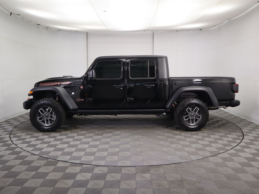 Thumbnail: 2024 Jeep Gladiator - 8