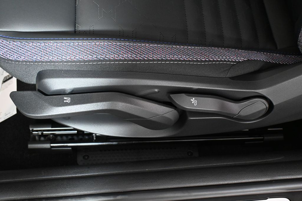 Thumbnail: 2026 MINI Cooper - 22