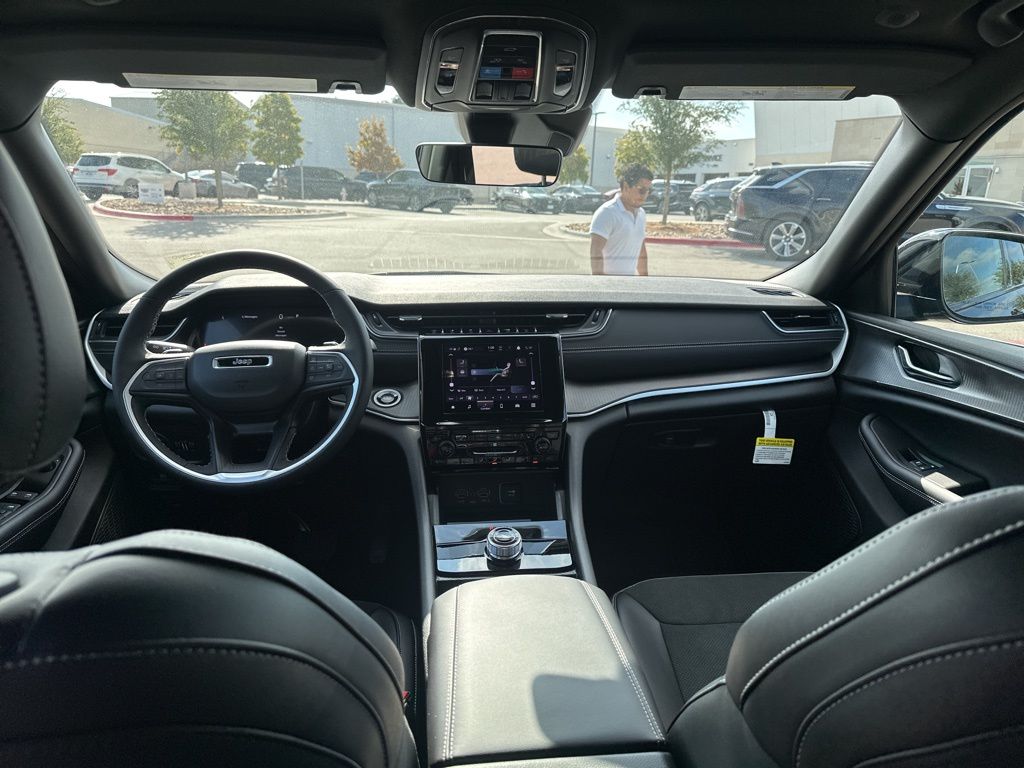 New Car 2025 Jeep Grand Cherokee  For Sale Under $50,000 In Austin, Texas