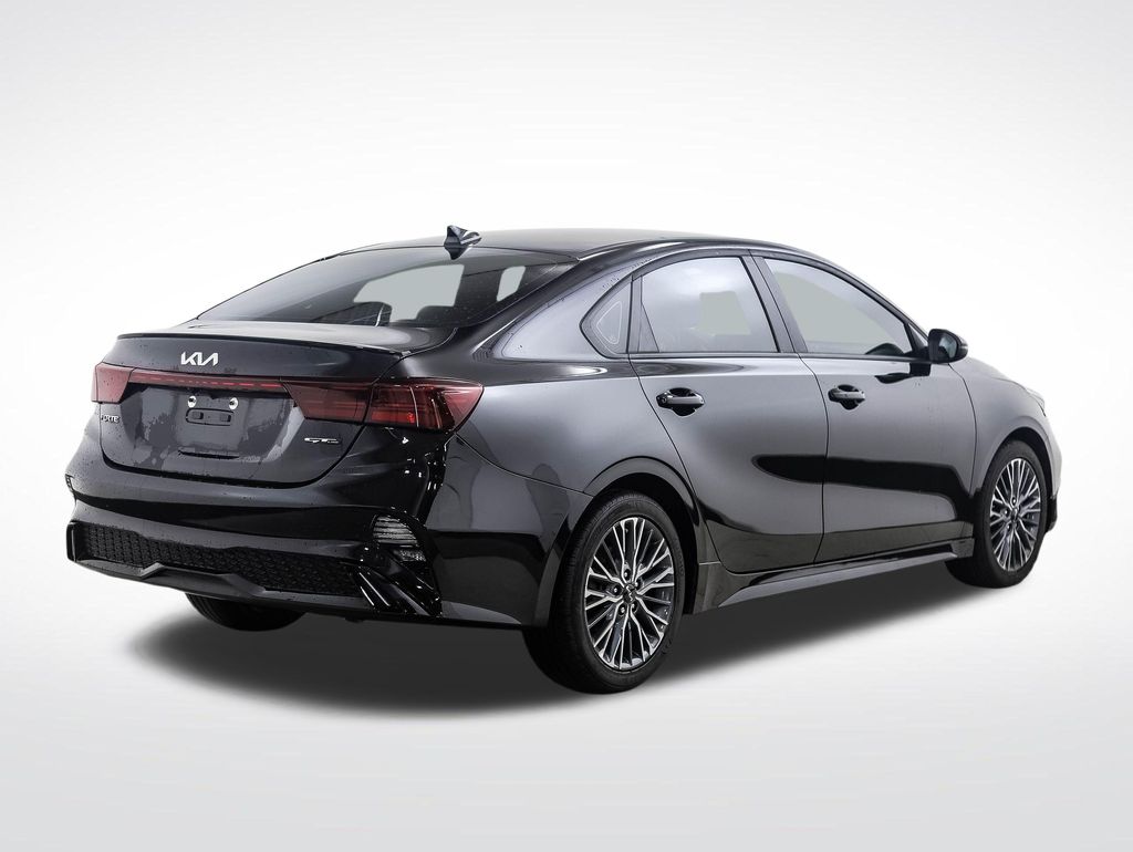 Thumbnail: 2024 Kia Forte - 5