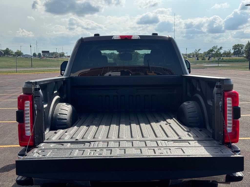 2026 Ford F-250 Super Duty XLT