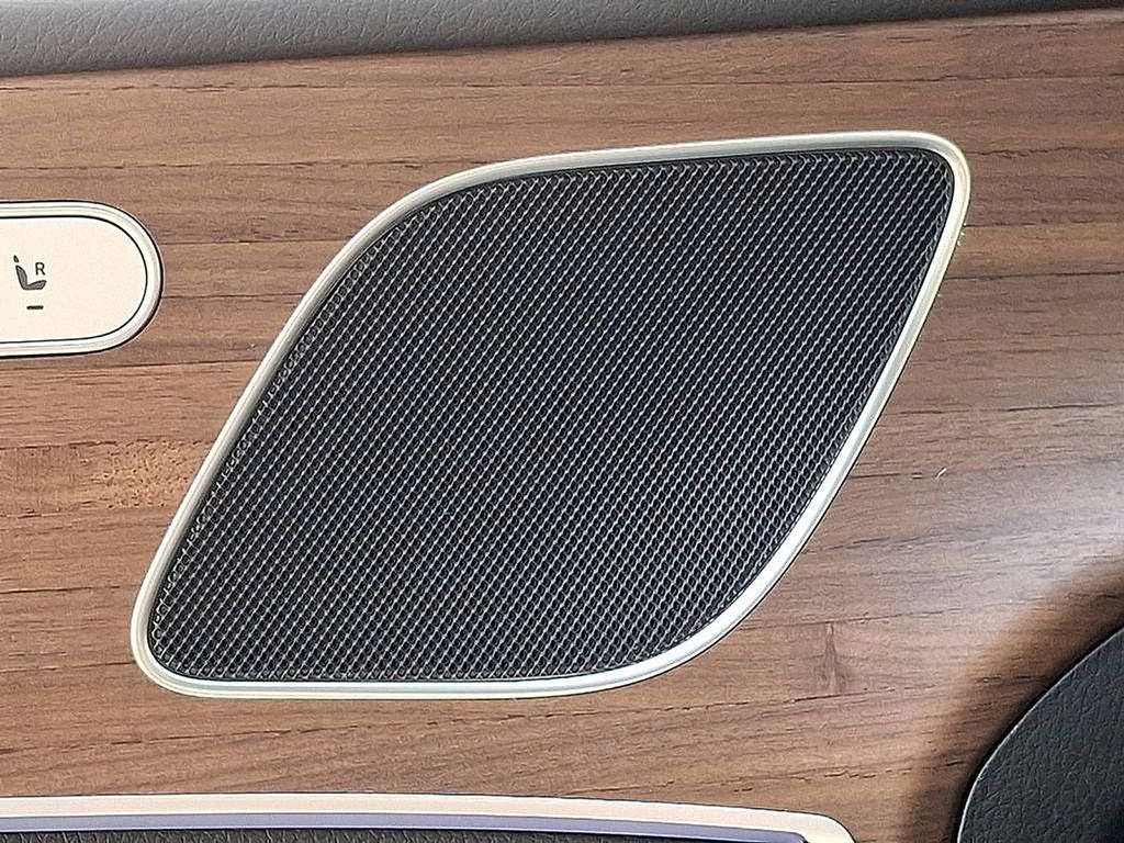 Thumbnail: 2025 Mercedes-Benz GLE - 17