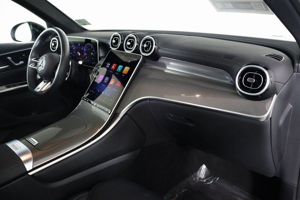 Thumbnail: 2025 Mercedes-Benz GLC - 9