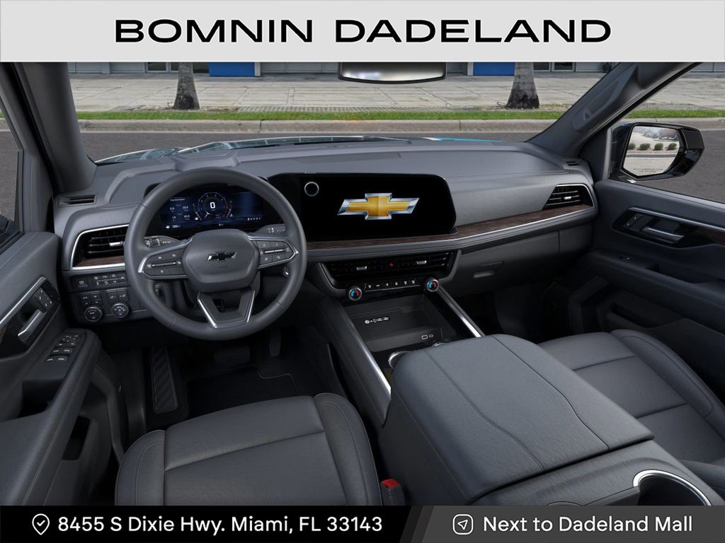 2025 Chevrolet Suburban Z71 photo